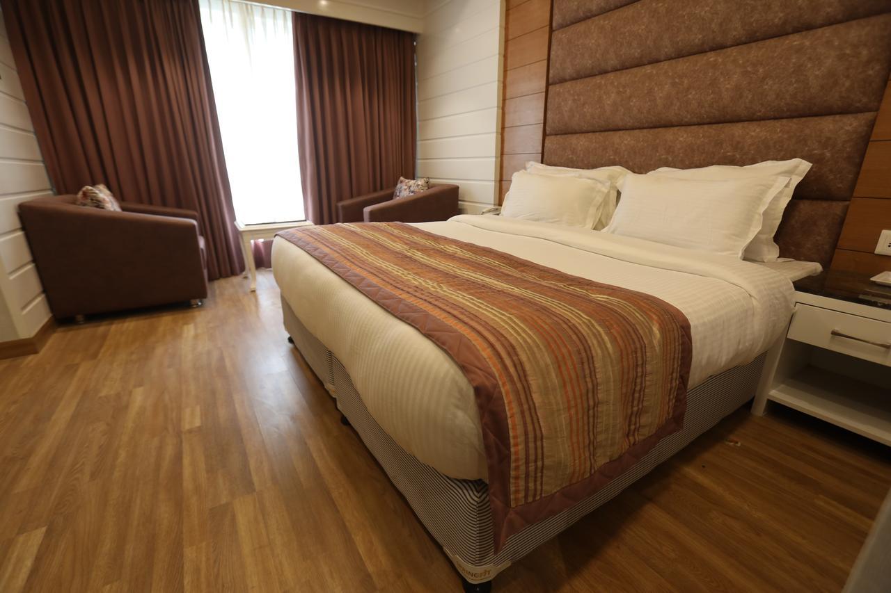 Milestone Inn & Spa Массури Экстерьер фото